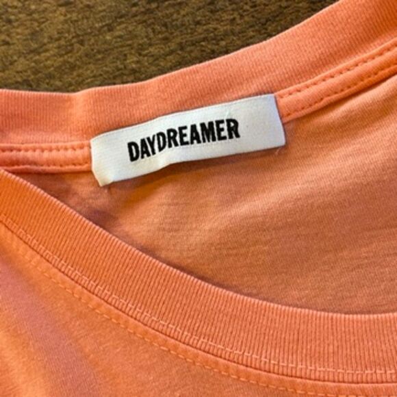 Daydreamer Beach Boys 1983 Boyfriend Band Tee Pink Short Sleeves One Size - Picture 6 of 9